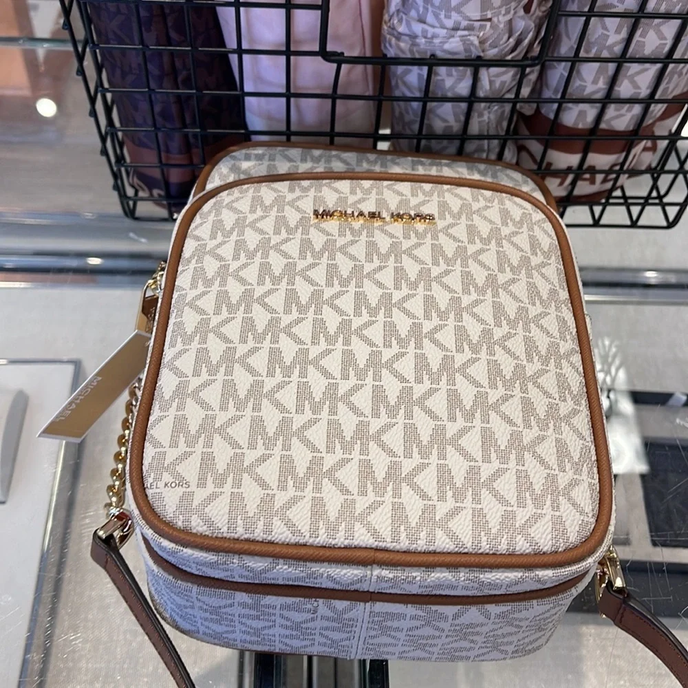 MICHAEL KORS  Jet Set Travel Medium Logo Crossbody Flight Bag # 35F1GTVC2B NWT